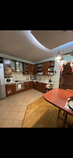 3-к. квартира, 108 м², 7/14 эт.