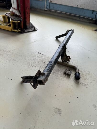 Фаркоп LADA vesta