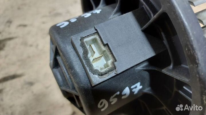 Моторчик отопителя Matrix I рестайлинг