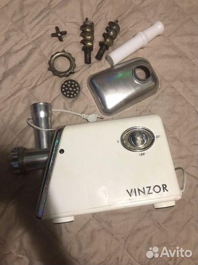 Мясорубка электрическая