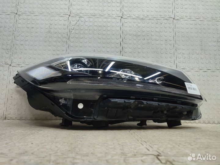 Фара правая Kia Sorento 3 Prime UM 2017