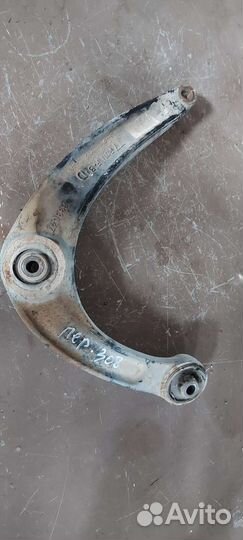 Рычаг передний правый Peugeot 308