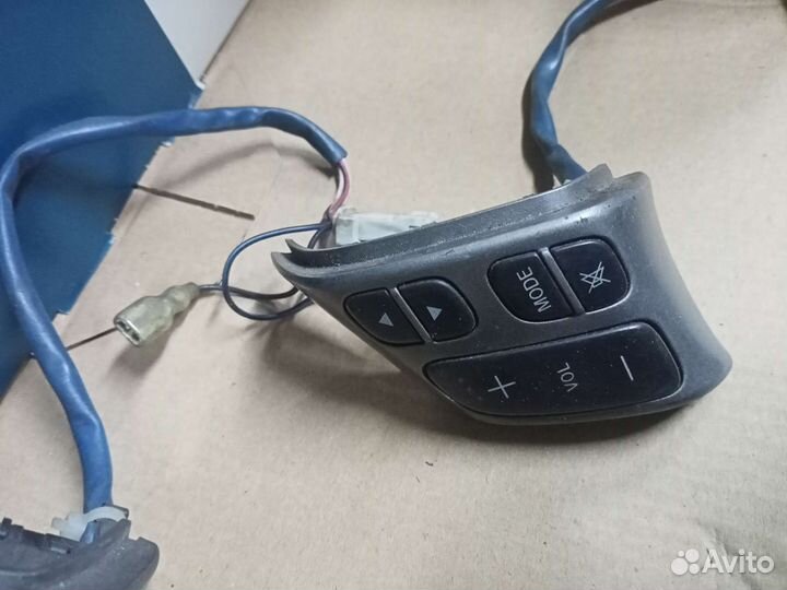 Кнопки руля Мазда 3