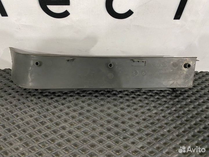 Коврик салона левый Volvo FH4 82216245