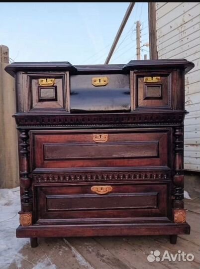 Комод старинный