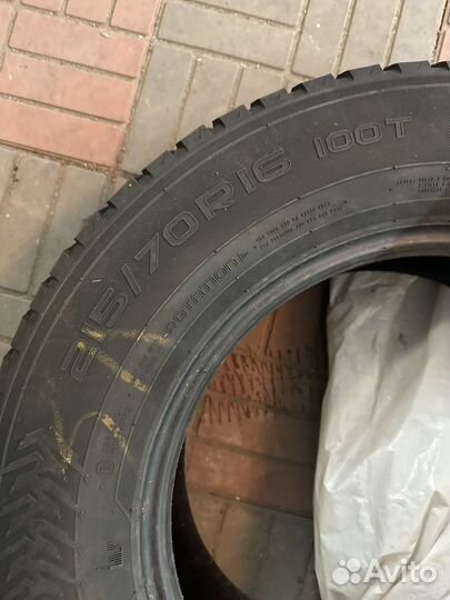 Nokian Tyres Hakkapeliitta 8 SUV 215/70 R16