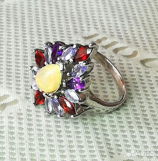 Кольцо серебро опал, танзанит, гранат р.17,5 К187