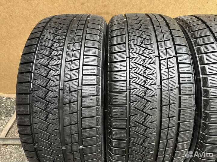 Triangle Snowlink TWT02 265/50 R19