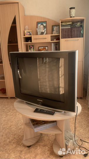 Продам телевизор бу