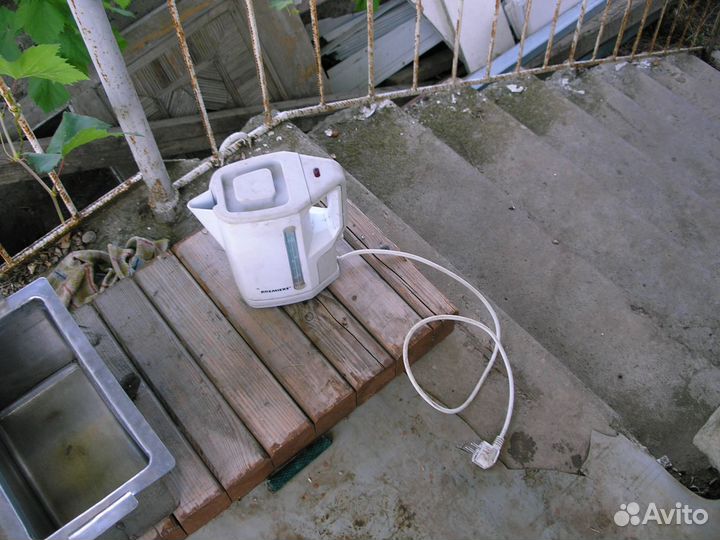 Продам электрочайники