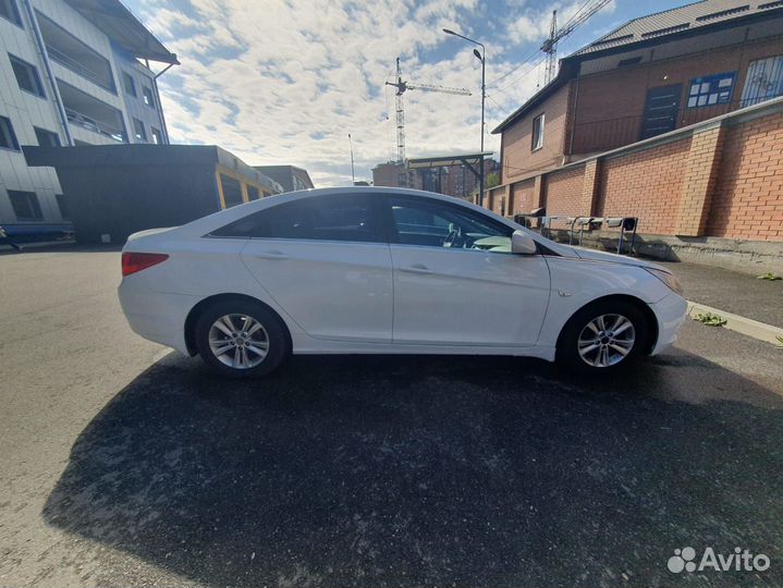 Hyundai Sonata 2.0 AT, 2011, 270 000 км