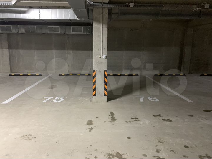 Машиноместо, 14 м²