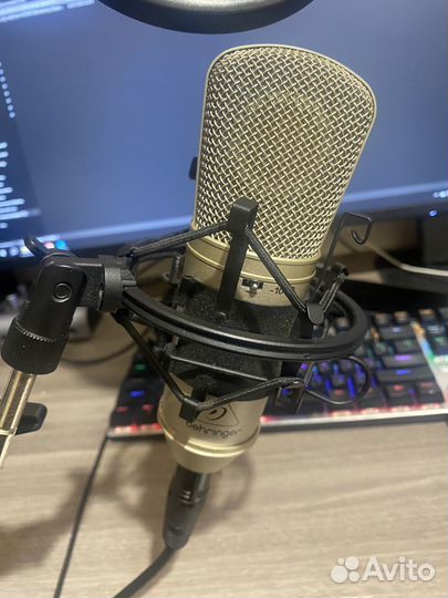 Микрофон behringer b1