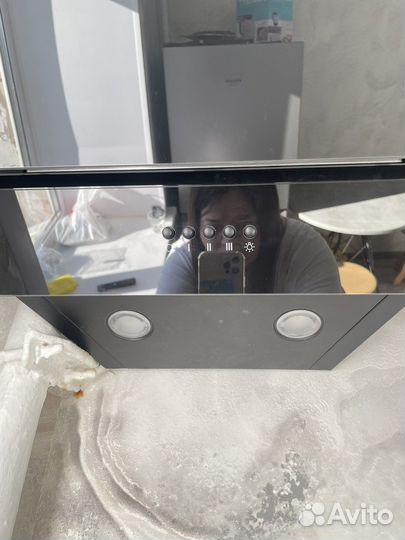 Вытяжка для кухни 60 см