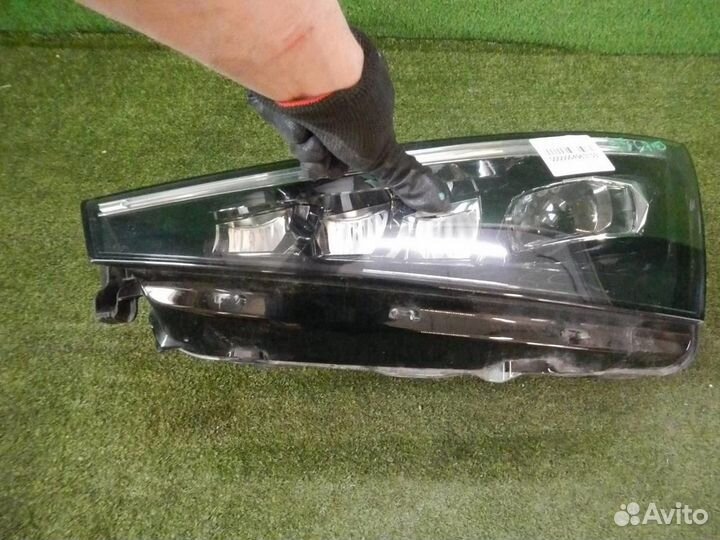 Фара левая Skoda Rapid