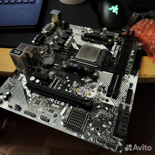 Материнская плата ASRock AM4 A320 с процессом