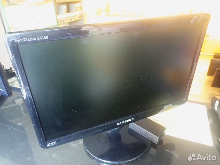 Samsung SM s19a100n TN/18.5''/1366*768/VGA