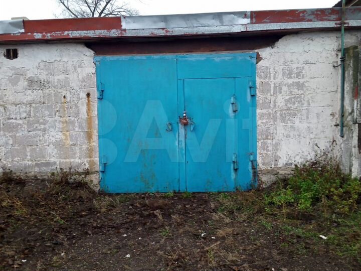 Гараж, > 30 м²