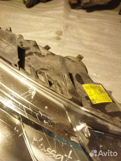 Фара правая Volkswagen Passat CC 09-12