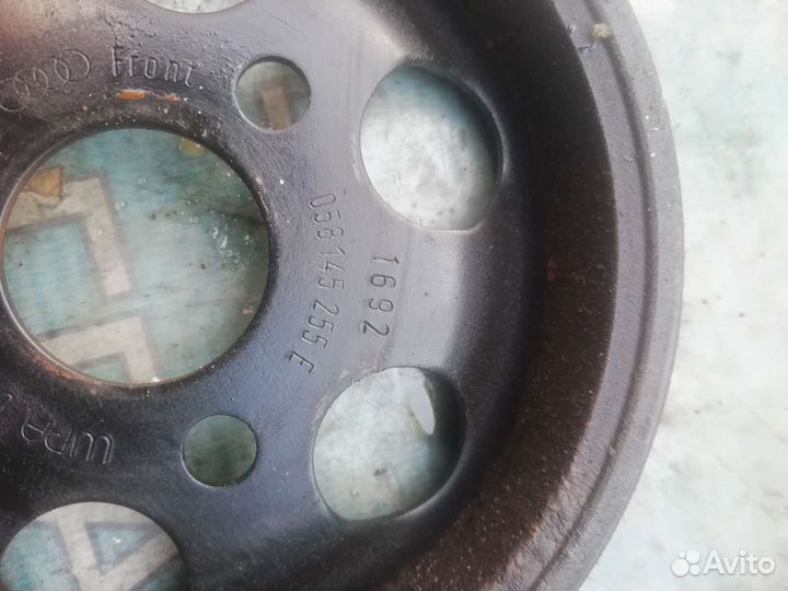 Шкив гидроусилителя Audi a4 b5 1.8 058145255DE