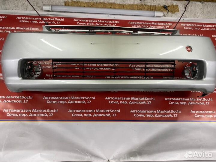 Бампер Prius 20 передний