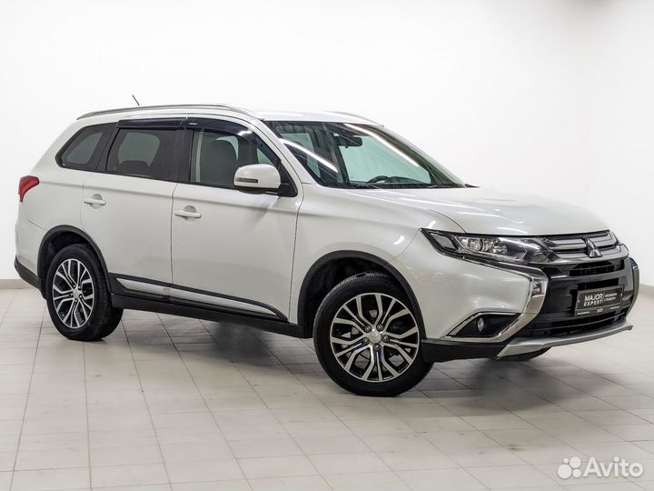 Mitsubishi Outlander 2.0 CVT, 2016, 132 161 км