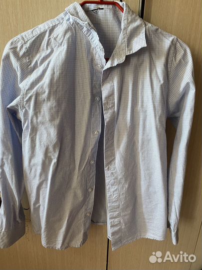 Школьные рубашки в хорошем состояние