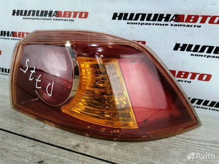 Фонарь правый Mitsubishi Lancer 10 1.5 2009
