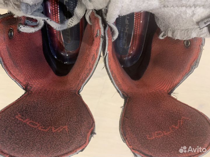 Коньки Bauer Vapor x900 JR