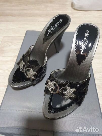 Босоножки чёрные разные 35-36 размер