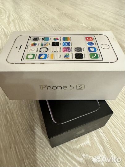 Коробка из под 5 s