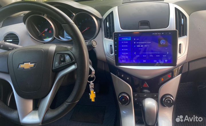 Магнитола штатная Android