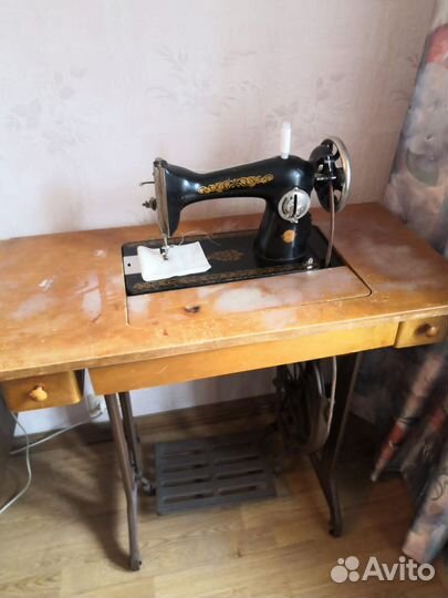 Швейная машина Подольск