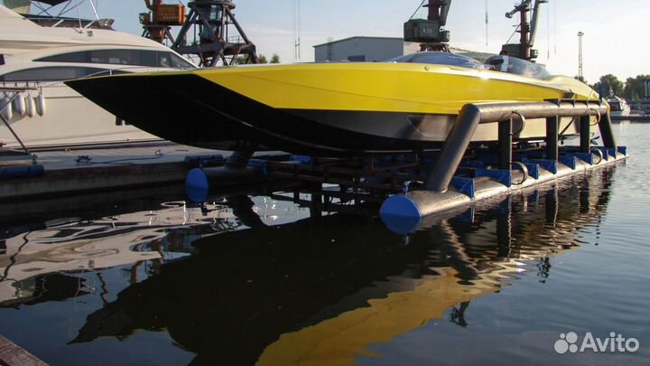 Понтон-подъемник для катеров (плавучий док)