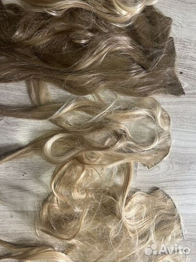 Волосы на заколках искусственные