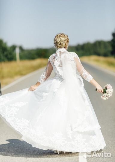 Свадебное платье