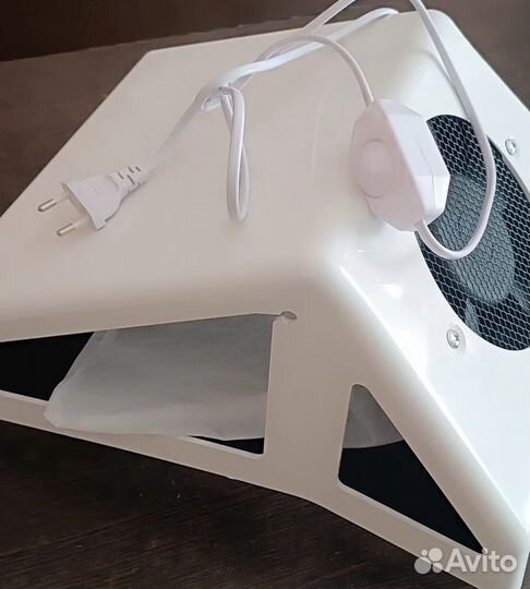 Пылесос для маникюра