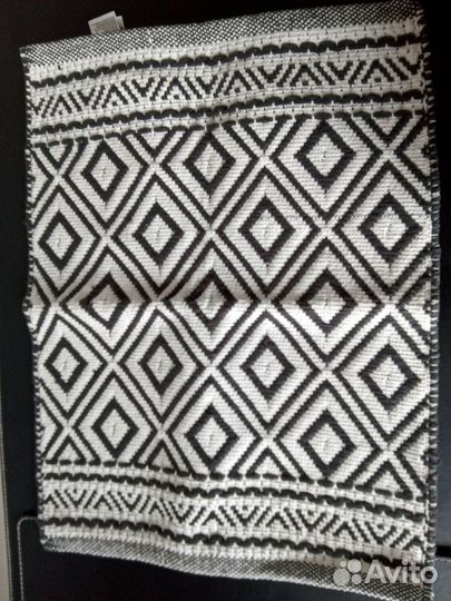 Коврик для ванной комнаты H&M