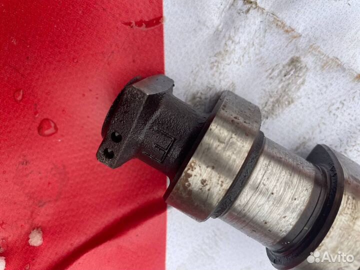 Распредвал выпускной BMW 5 e39 M52B28 1998