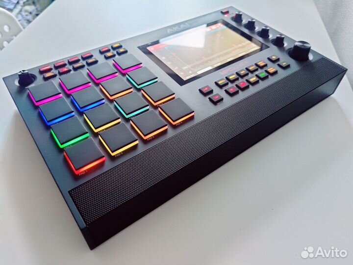 Akai MPC Live 2 отличный ll ii mk2