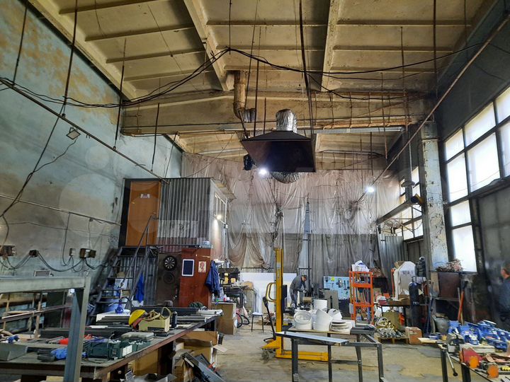 Склад, 180 м²