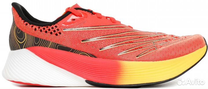 Кроссовки New Balance FuelCell RC Elite v2