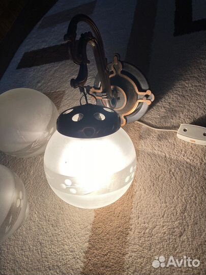 Настенный светильник