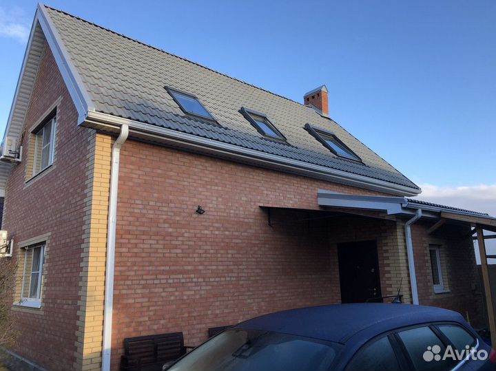 Бюджетные мансардные окна Rooflite для дома