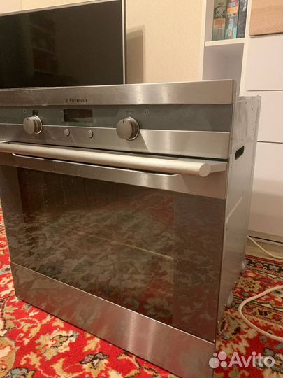 Духовой шкаф Electrolux EOB42100X