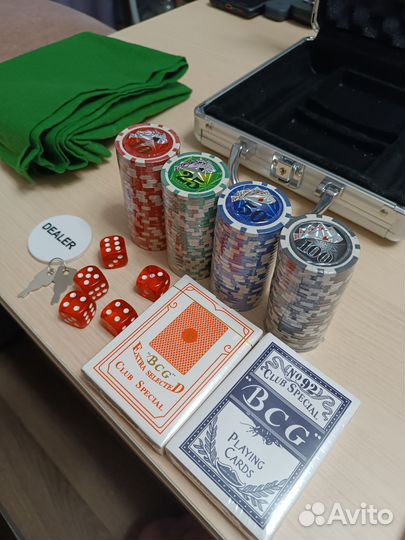 Покерный набор новый