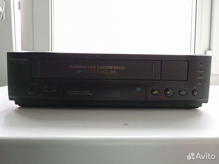 Видеомагнитофоны VHS DVD (3 вида)