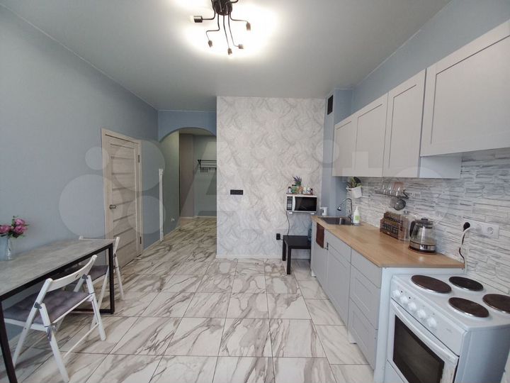 2-к. квартира, 70 м², 8/9 эт.