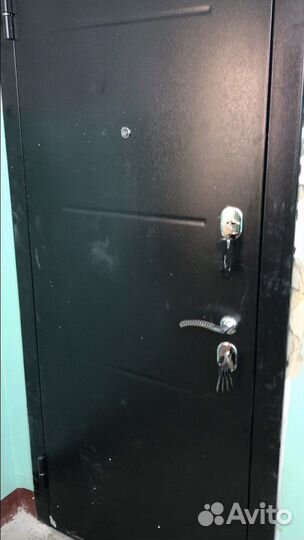 С-5. Входные двери Склад