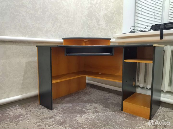 Компьютерный стол бу